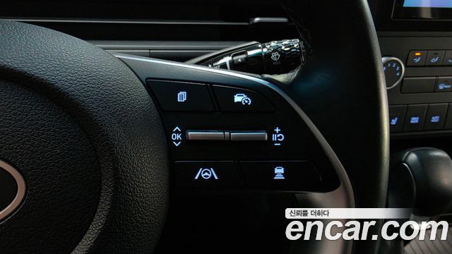 Hyundai Staria 2025 — photo 21