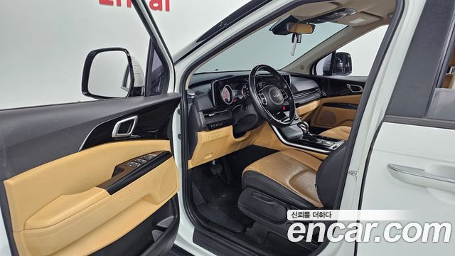 Kia Canival 2022 — photo 10