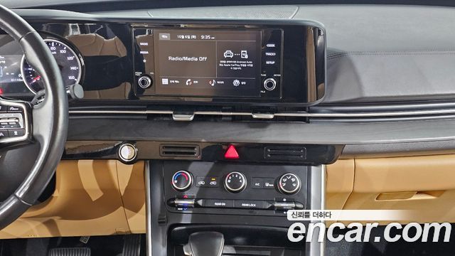 Kia Canival 2022 — photo 14