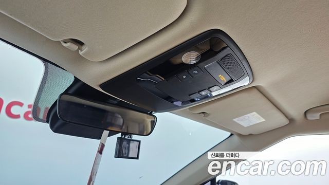 Kia Canival 2022 — photo 18