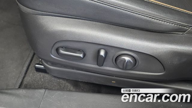 Chevrolet Korea Trailblazer 2022 — photo 24