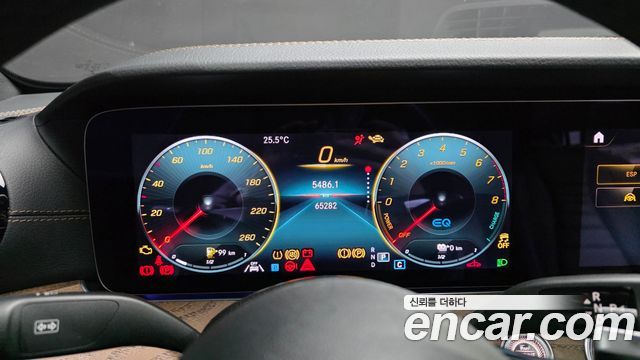 Mercedes-Benz E-Class 2021 — photo 8