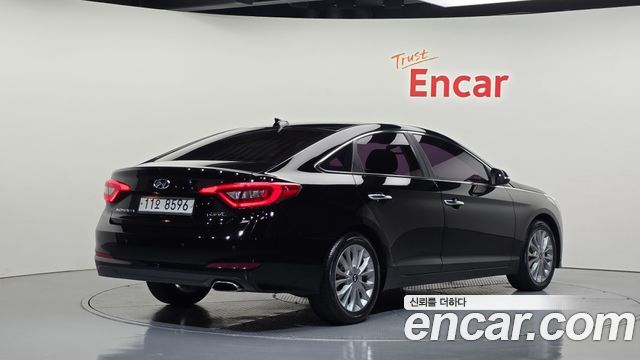 Hyundai Sonata 2015 — photo 2