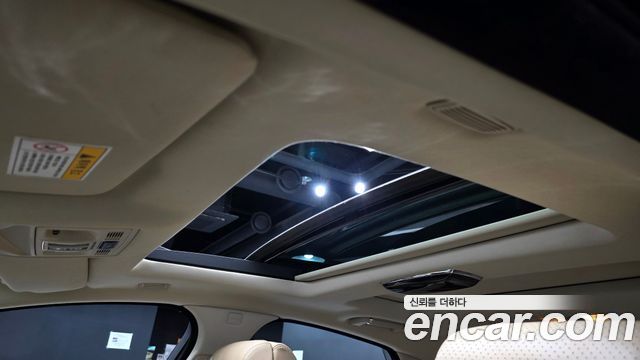 Jaguar XJ 2013 — photo 18