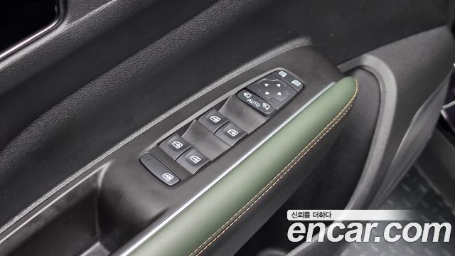 Renault Korea QM6 2024 — photo 30