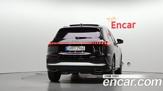 Audi Q5 2025 — photo 4