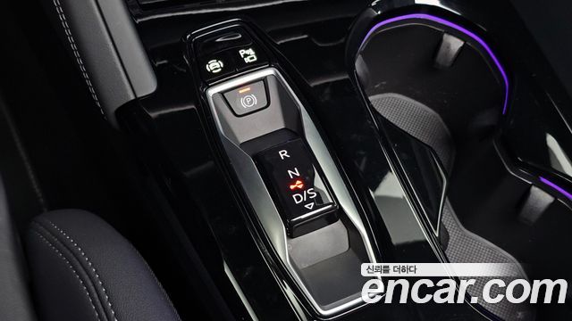 Audi Q5 2025 — photo 12