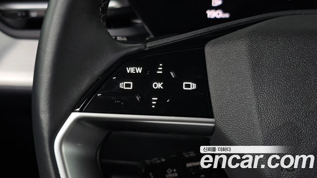 Audi Q5 2025 — photo 24