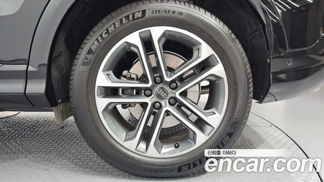 Audi Q5 2025 — photo 7
