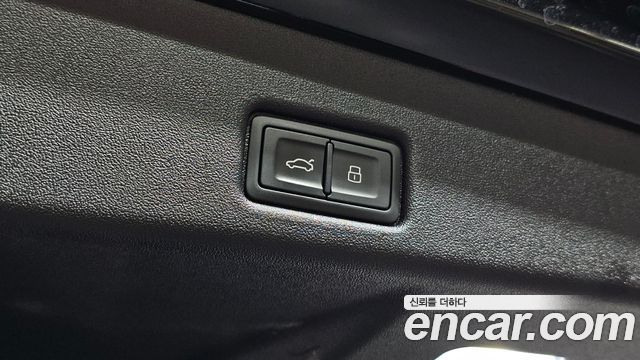 Audi Q5 2025 — photo 34