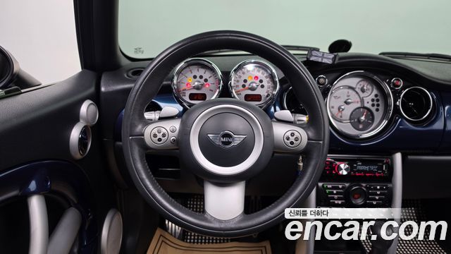 Mini Cooper 2006 — photo 12
