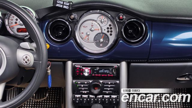 Mini Cooper 2006 — photo 14