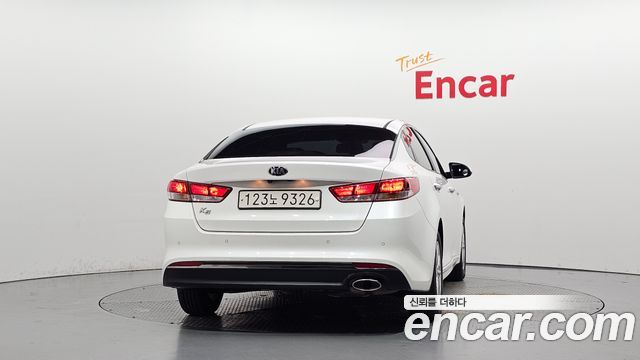 Kia K5 2018 — photo 4