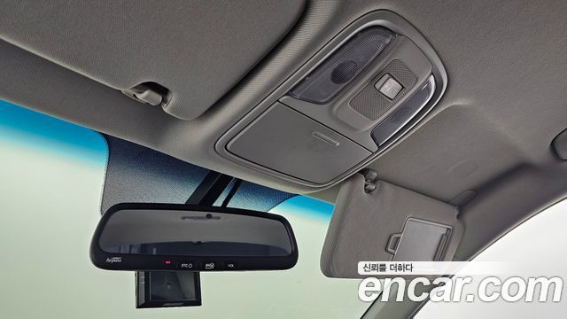 Kia K5 2018 — photo 30