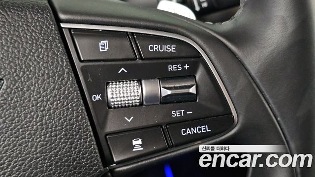 Genesis G90 2019 — photo 23
