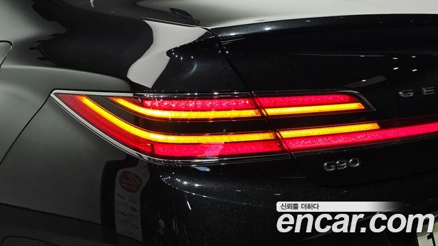 Genesis G90 2019 — photo 9