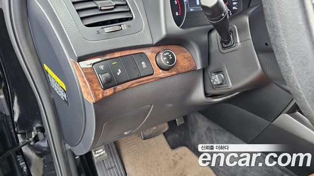 Kia Mohave 2018 — photo 29