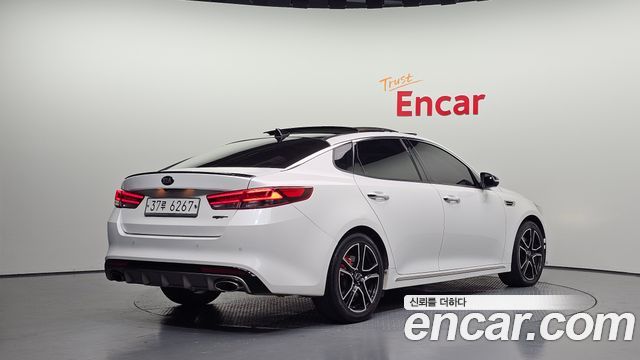 Kia K5 2018 — photo 2