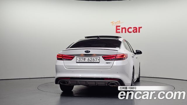 Kia K5 2018 — photo 4