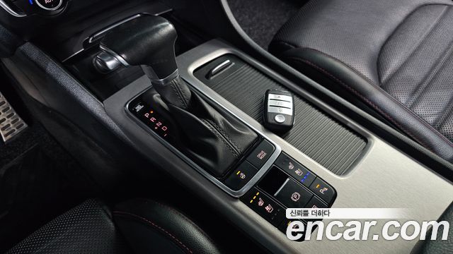 Kia K5 2018 — photo 9