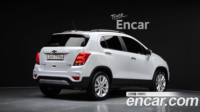 Chevrolet Korea Trax 2018 — photo 2