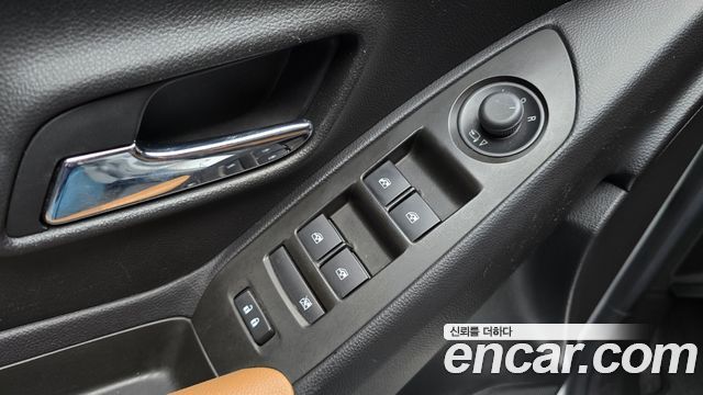 Chevrolet Korea Trax 2018 — photo 17