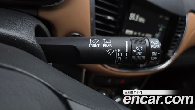 Chevrolet Korea Trax 2018 — photo 18