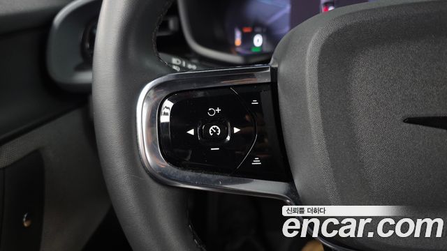 Polestar Polestar 2 2023 — photo 17