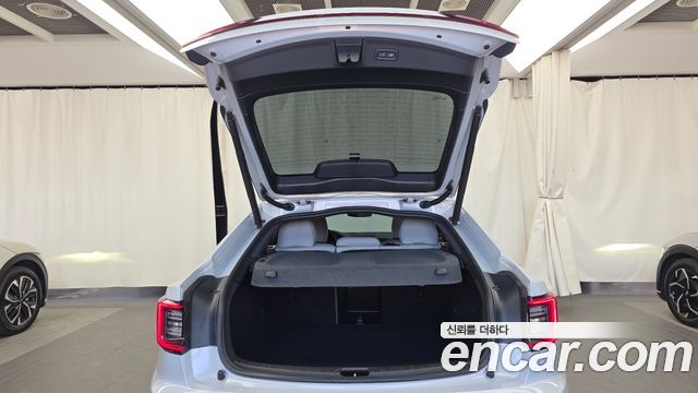 Polestar Polestar 2 2023 — photo 20