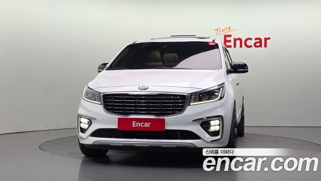Kia Canival 2020 — photo 3