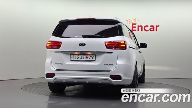 Kia Canival 2020 — photo 4