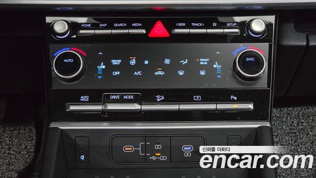 Hyundai Santafe 2024 — photo 28