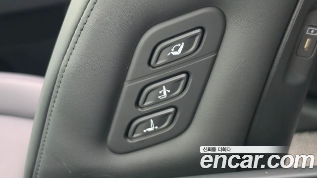 Hyundai Santafe 2024 — photo 30