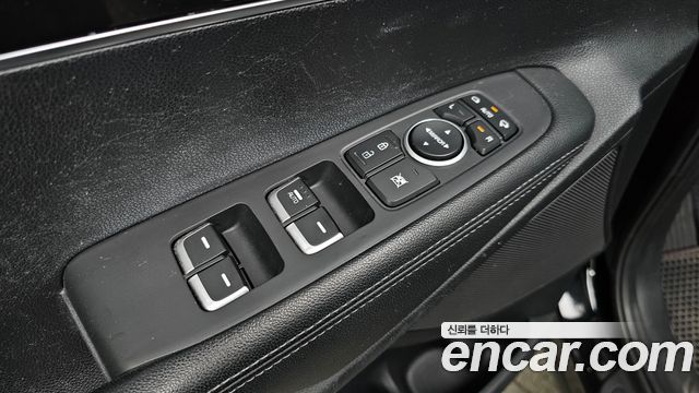 Kia Sorento 2015 — photo 25