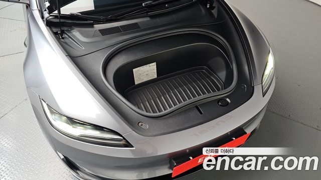 Tesla Model 3 2026 — photo 6