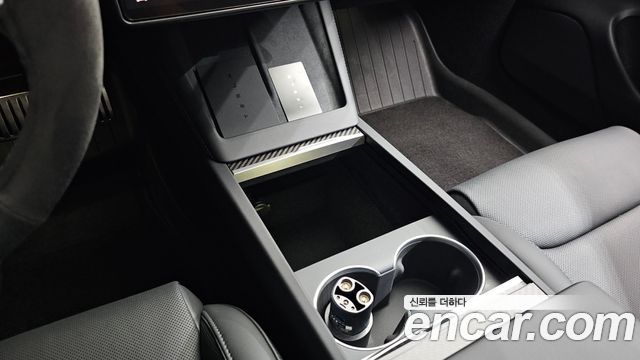 Tesla Model 3 2026 — photo 30