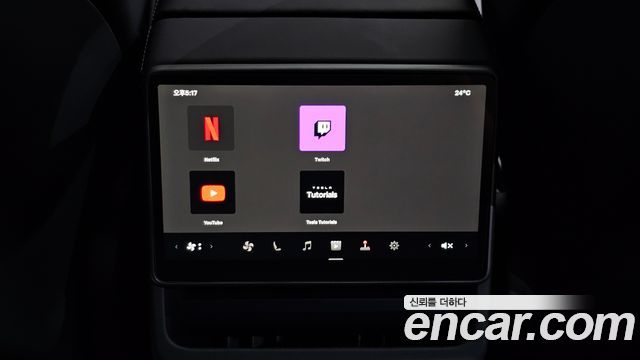 Tesla Model 3 2026 — photo 31
