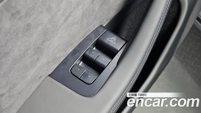 Tesla Model 3 2026 — photo 33