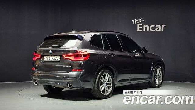BMW X3 2018 — photo 2