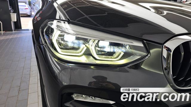 BMW X3 2018 — photo 8