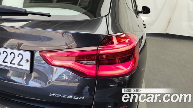 BMW X3 2018 — photo 9