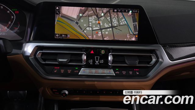 BMW 3-Series 2022 — photo 18