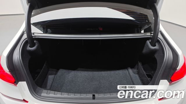 BMW 3-Series 2022 — photo 25
