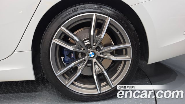BMW 3-Series 2022 — photo 7