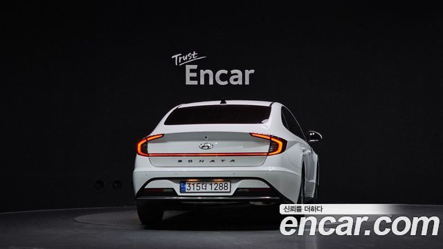 Hyundai Sonata 2022 — photo 4