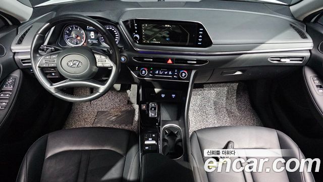 Hyundai Sonata 2022 — photo 10