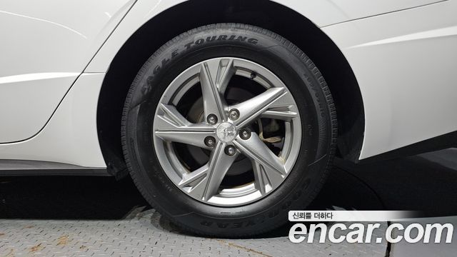 Hyundai Sonata 2022 — photo 7