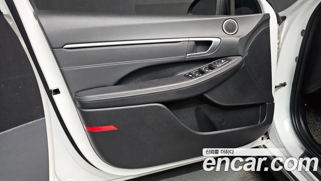 Hyundai Sonata 2022 — photo 14