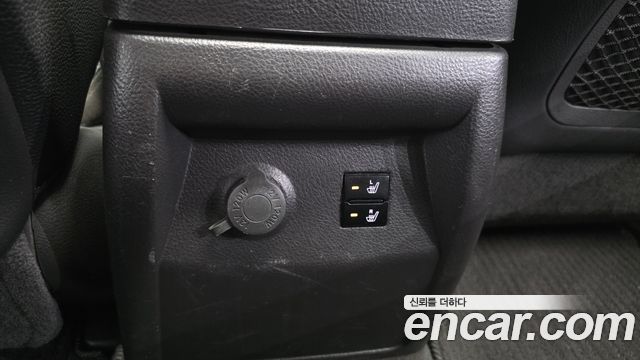 Hyundai Santafe 2011 — photo 17