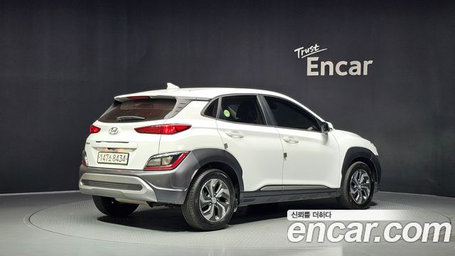 Hyundai Kona 2022 — photo 2